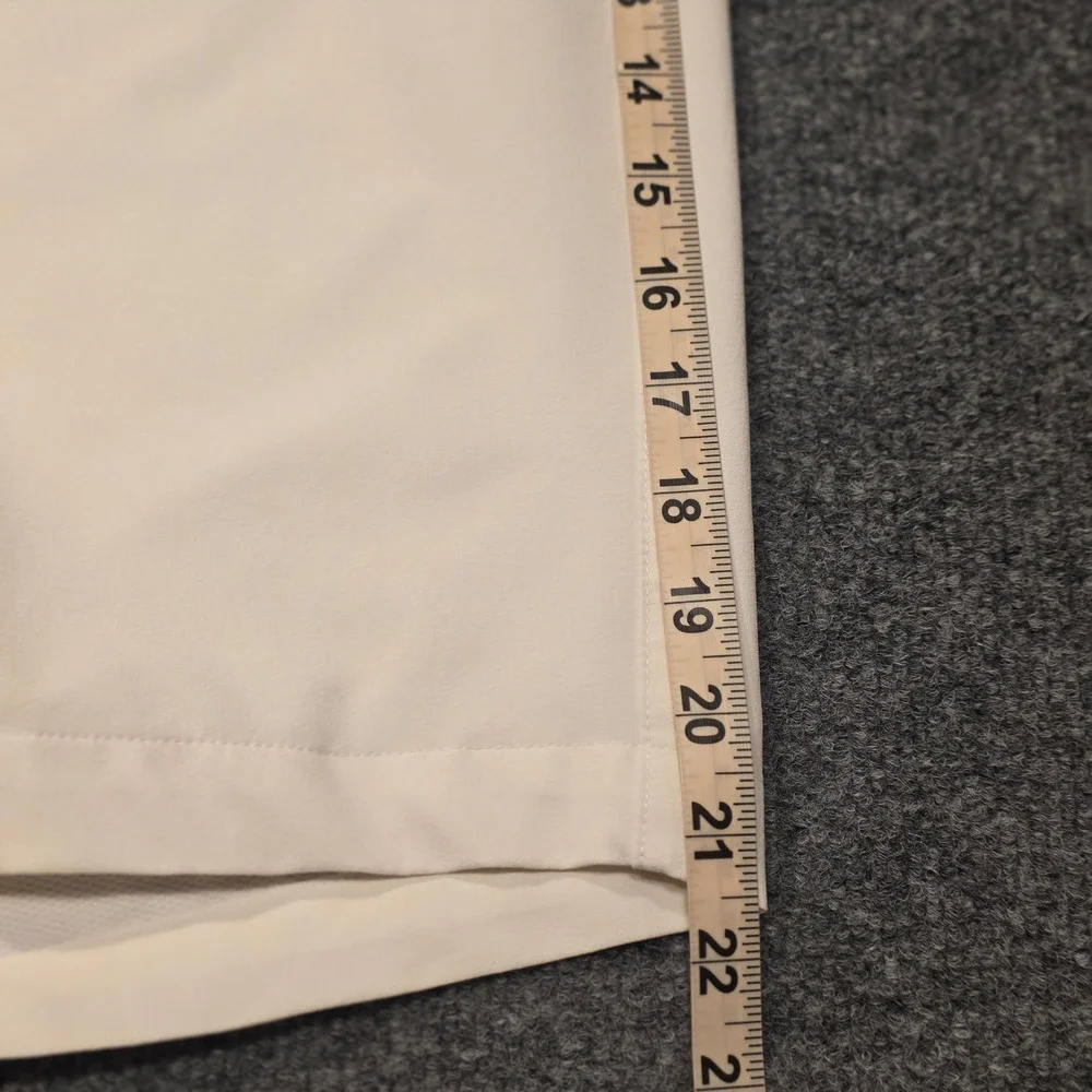 Nike Golf Mens Shorts White Performance Flat Front Size 38 Active Dri Fit Resort